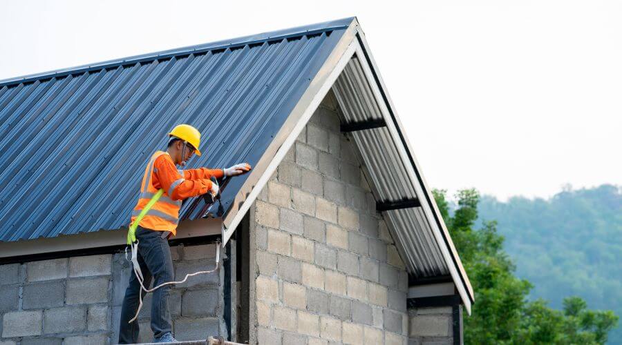 Professional residential roofers in Mangham, LA